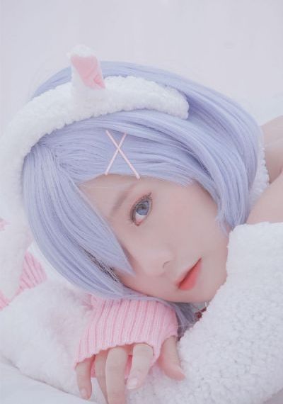 军舰上的女士兵