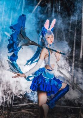 竹内纱里奈高潮监狱